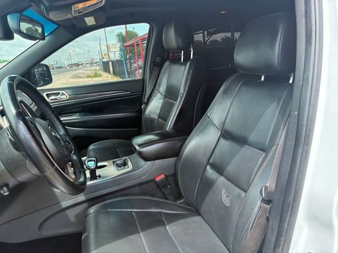 Used 2014 Jeep Grand Cherokee Limited w/ Luxury Group II AWD/4WD image 32