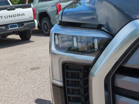 New 2026 Toyota Tundra Limited AWD/4WD image 9