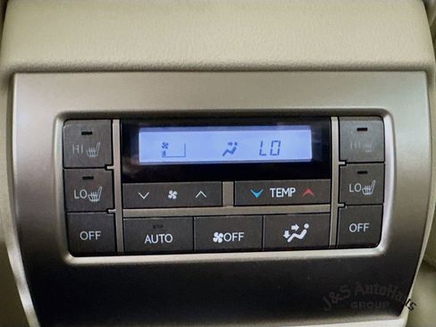 Used 2021 Lexus GX 460 Premium w/ Premium Package image 30