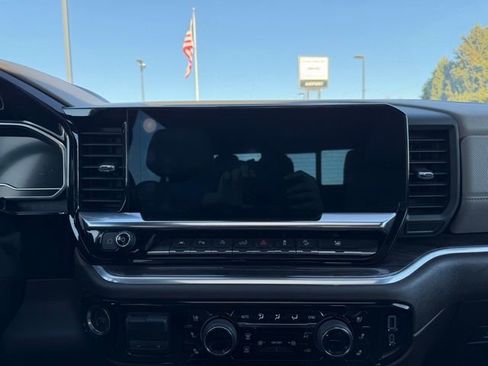 Certified 2022 Chevrolet Silverado 1500 LTZ w/ Technology Package image 10