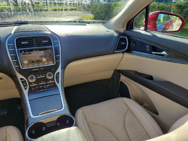 Certified 2019 Lincoln Nautilus Reserve FWD image 22
