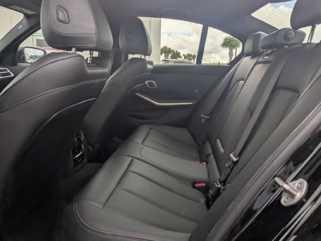 Used 2025 BMW 330i Sedan RWD image 12
