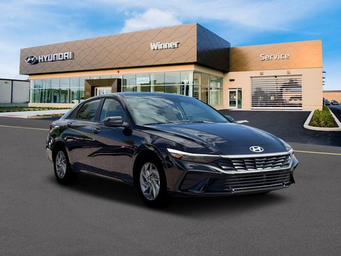 New 2026 Hyundai Elantra Blue image 11