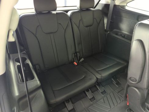 Used 2023 Kia Sorento SX image 35