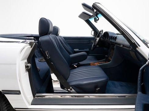 Used 1988 Mercedes-Benz 560 SL image 43