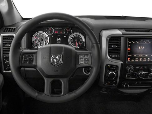 Used 2017 RAM 1500 Big Horn image 7