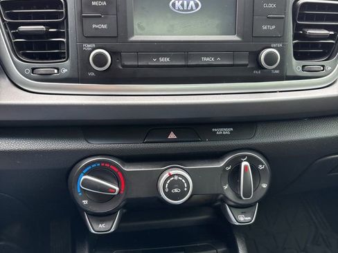 Used 2018 Kia Rio S image 6