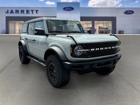 Used 2023 Ford Bronco Wildtrak AWD/4WD image 1