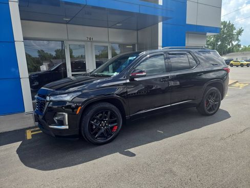 Certified 2024 Chevrolet Traverse Premier w/ Redline Edition FWD image 1