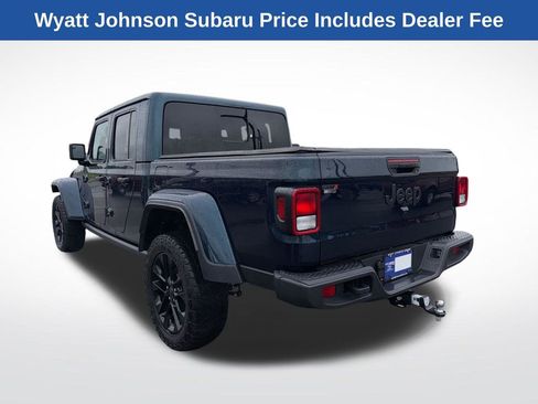 Used 2025 Jeep Gladiator Sport AWD/4WD image 5