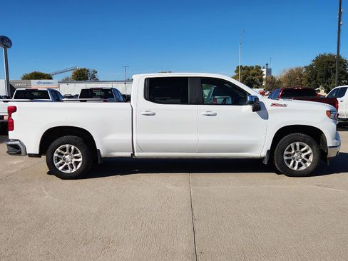 Used 2024 Chevrolet Silverado 1500 LT image 5