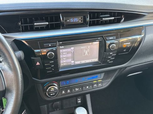 Used 2014 Toyota Corolla S image 16