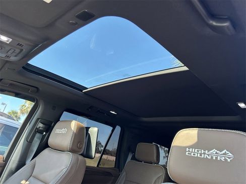 Used 2024 Chevrolet Tahoe High Country w/ Advanced Technology Package image 23