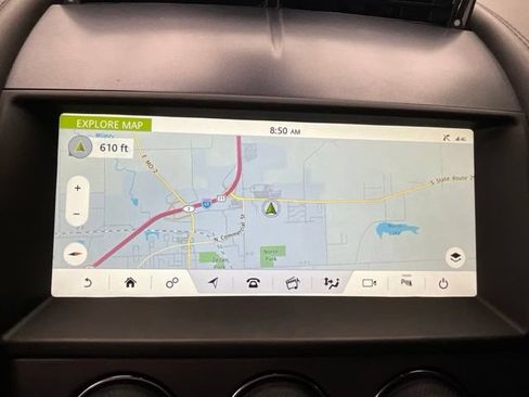 Used 2019 Jaguar F-TYPE Coupe RWD image 32