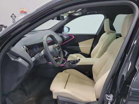 Used 2025 BMW X3 xDrive30i w/ Premium Package image 35