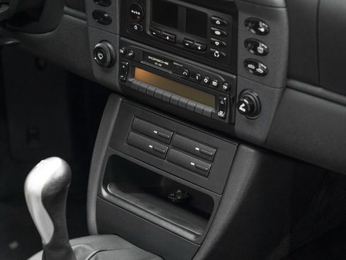 Used 1999 Porsche 911 Carrera image 32