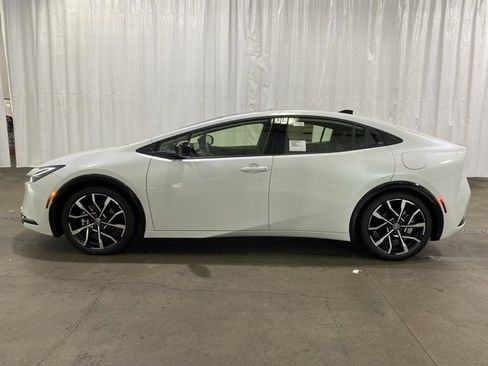 New 2026 Toyota Prius XSE image 6
