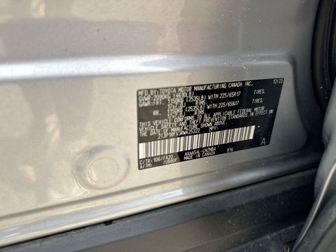 Used 2024 Toyota RAV4 XLE AWD/4WD image 23