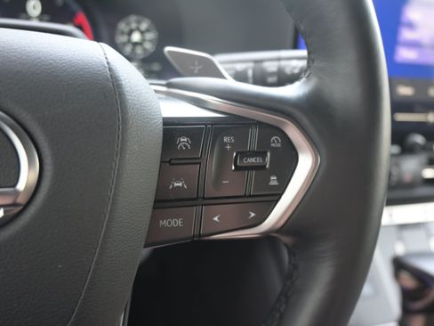Used 2024 Lexus GX 550 w/ Cold Area Package AWD/4WD image 19