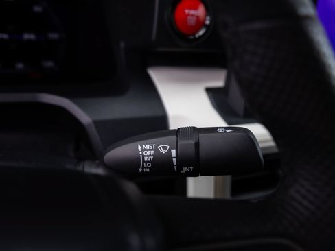 Used 2024 Toyota Tacoma TRD Off-Road AWD/4WD image 18