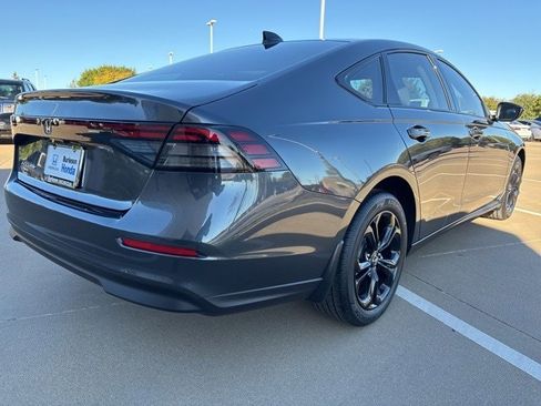 New 2025 Honda Accord SE image 3