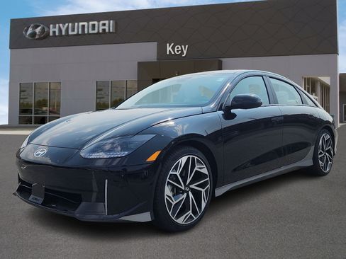 Certified 2023 Hyundai Ioniq 6 SEL w/ Cargo Package AWD/4WD image 7