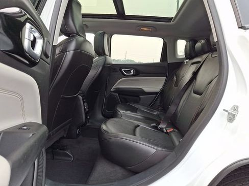 Used 2022 Jeep Compass Limited w/ Sun and Sound Group AWD/4WD image 13