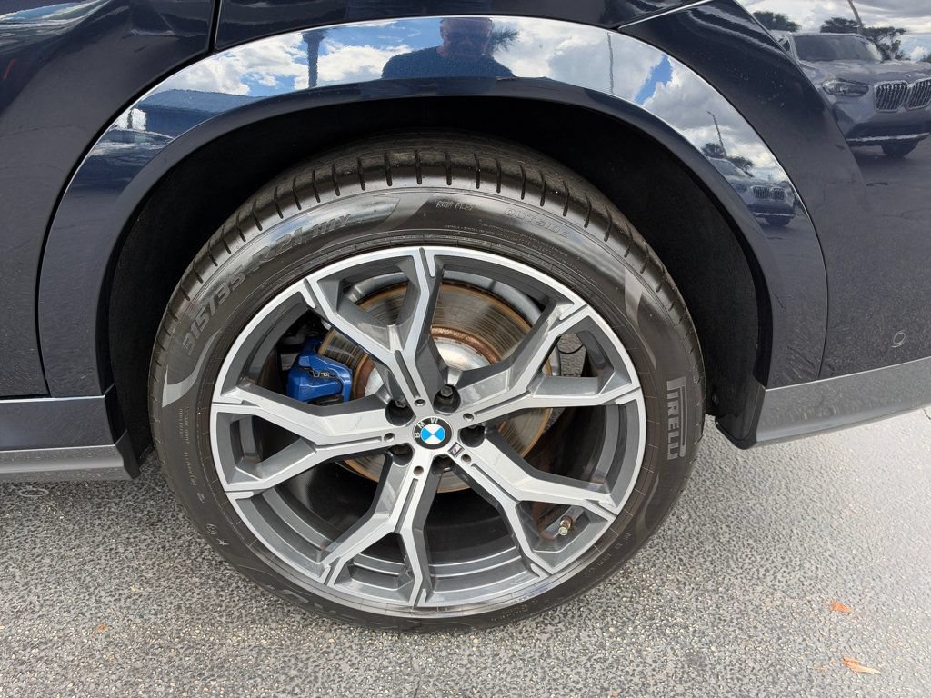 Used 2023 BMW X6 M50i w/ Parking Assistance Package AWD/4WD image 44