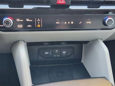 New 2026 Kia Sportage EX image 13
