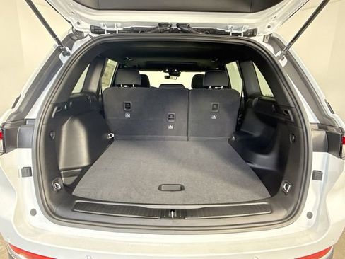 New 2025 Jeep Grand Cherokee Laredo image 24