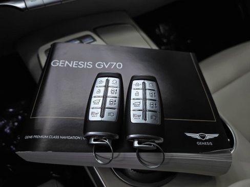 Used 2023 Genesis GV70 2.5T w/ Advanced Package AWD/4WD image 45