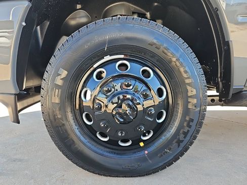 New 2026 RAM 3500 Laramie AWD/4WD image 7