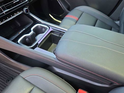 Used 2024 Chevrolet Traverse RS w/ LPO, Floor Liner Package FWD image 20