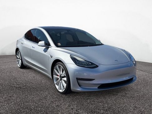 Used 2018 Tesla Model 3 Performance image 7