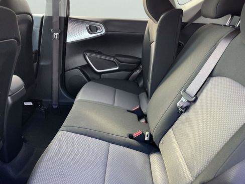 New 2025 Kia Soul LX image 14