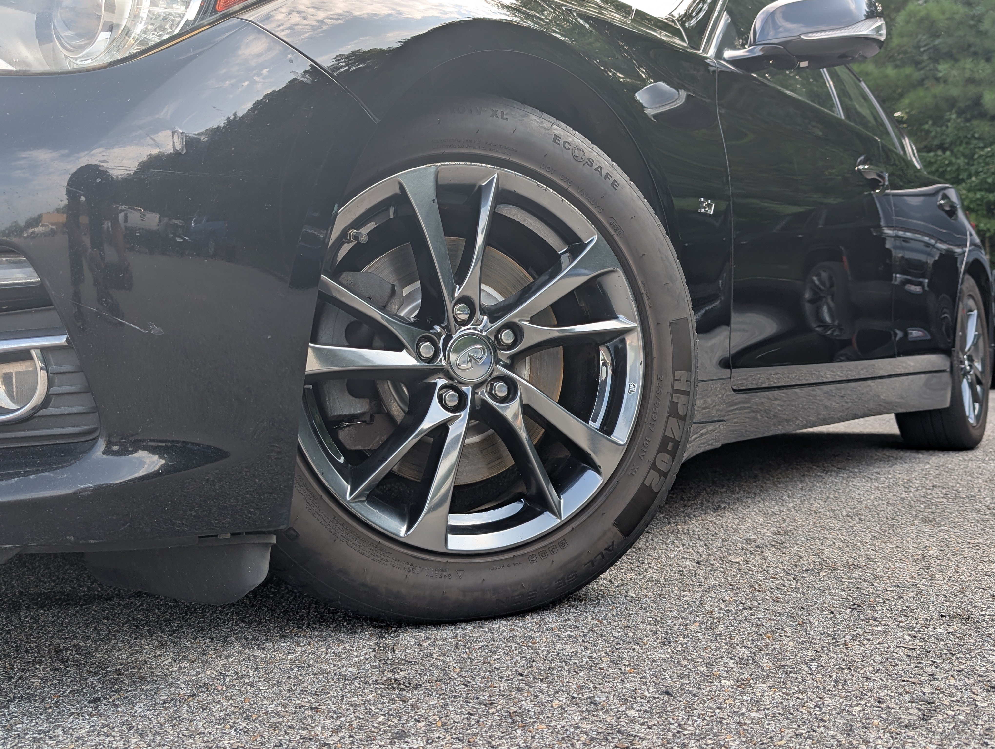 Used 2015 INFINITI Q50 Premium w/ Deluxe Touring Package RWD image 37