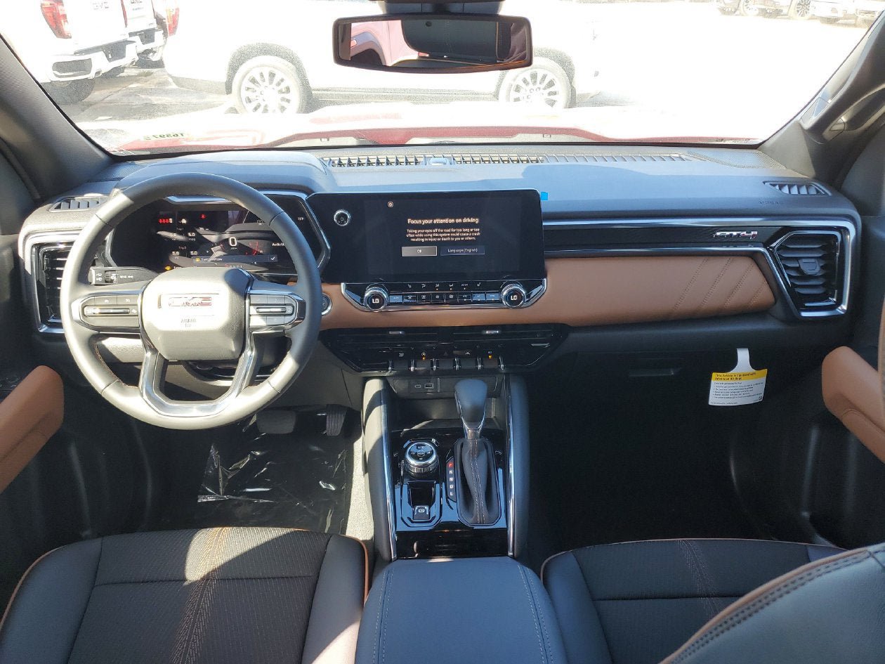 New 2026 GMC Canyon AT4 AWD/4WD image 12