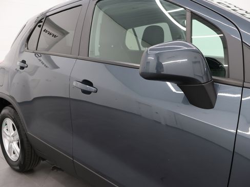 Used 2021 Chevrolet Trax LS w/ Tint and Cruise Package FWD image 22