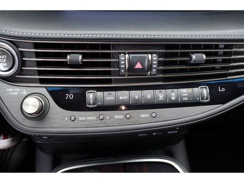 Used 2018 Lexus LS 500 AWD w/ Interior Upgrade Package image 38