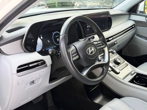 Used 2024 Hyundai Palisade SEL w/ Premium Package AWD/4WD image 13