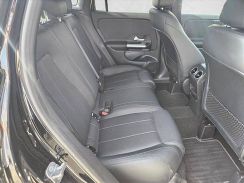 Certified 2025 Mercedes-Benz GLA 250 image 19