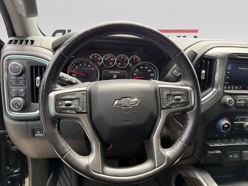 Used 2020 Chevrolet Silverado 1500 LT Trail Boss AWD/4WD image 12
