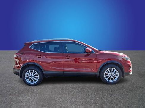 Used 2021 Nissan Rogue Sport SV image 4