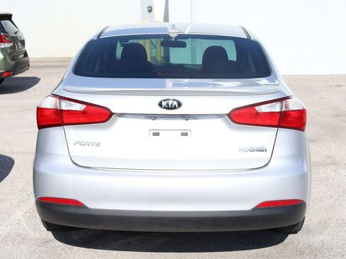 Used 2016 Kia Forte LX FWD image 6