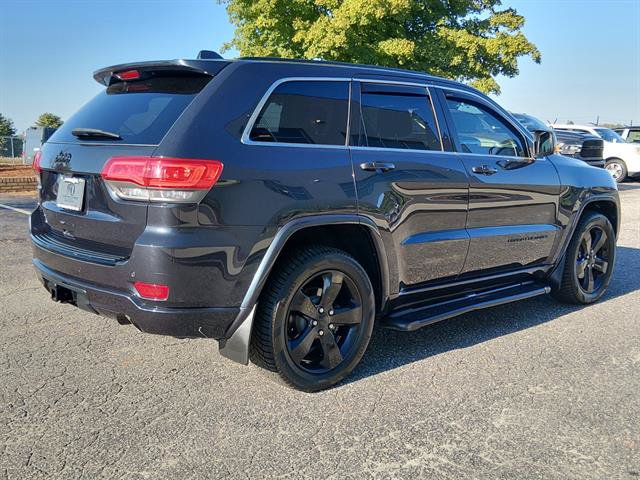 Used 2015 Jeep Grand Cherokee Altitude AWD/4WD image 3