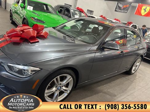 Used 2017 BMW 340i xDrive Sedan AWD/4WD image 3