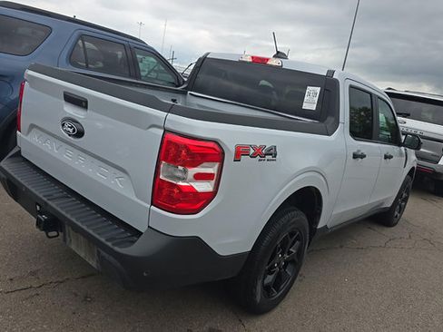 Used 2025 Ford Maverick XLT w/ XLT Luxury Package AWD/4WD image 3