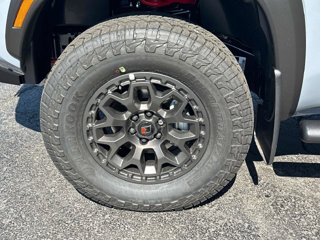 New 2026 Nissan Frontier PRO-4X w/ Pro Premium Package AWD/4WD image 10