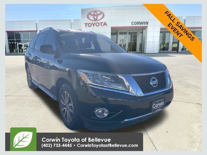 Used 2015 Nissan Pathfinder SV