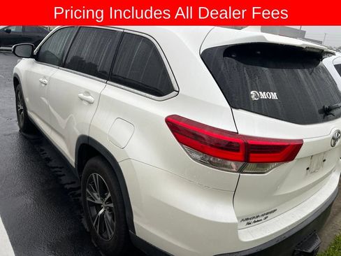 Used 2019 Toyota Highlander Plus FWD image 20
